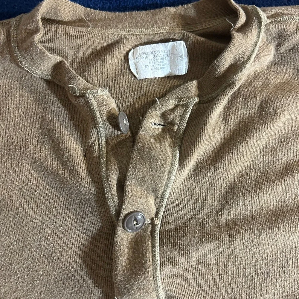 Vintage US Military Henley Undershirt Tan Wool Blend Single Stitch Large